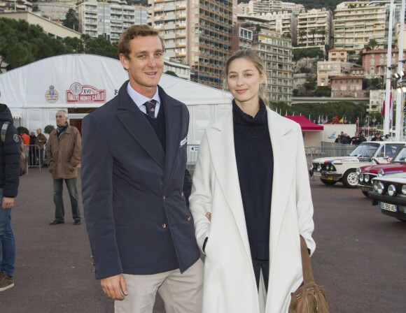 Pierre Casiraghi et sa compagne Beatrice Borromeo à Monaco le 23 janvier 2014 avant le départ du 17e Rallye Monte-Carlo Historique.