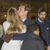 Pierre Casiraghi et Beatrice Borromeo savourent un moment de tendresse avant de se séparer, alors que le fils de la princesse Caroline et son beau-frère Carlo Borromeo s'apprêtent à prendre le départ du 17e Rallye Monte-Carlo Historique, le 23 janvier 2014 à Monaco.