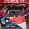 Pierre Casiraghi et Carlo Borromeo, frère de sa compagne Beatrice Borromeo, prenaient le 23 janvier 2014 à Monaco le départ du 17e Rallye Monte-Carlo Historique.