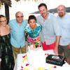 Tiffani Thiessen a fêté ses 40 ans, au Mexique, le 25 janvier 2014 avec son mari Brady Smith et ses amis dont Willie Garson et Tim Dekay.