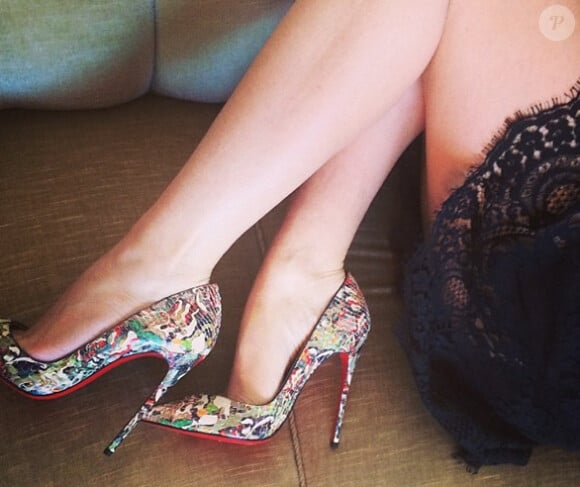 Kylie Minogue a dévoilé des clichés pour le moins sexy sur son Instagram, le 29 janvier 2014.