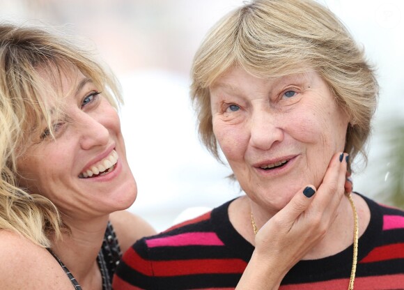 Valeria Bruni Tedeschi et sa mère Marisa - Photocall du film "Un château en Italie" au Festival de Cannes, le 21 mai 2013.