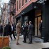 Des policiers devant l'appartement de Philip Seymour Hoffman, retrouvé mort le 2 février 2014 a New York.