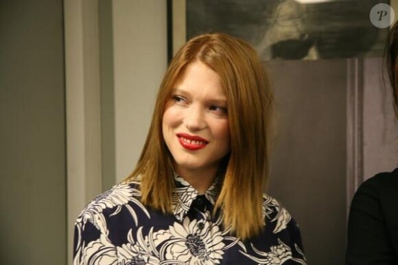 Léa Seydoux lors de la remise de sa Palme d'Or glanée à Cannes 2013, dans le bureau de Gilles Jacob, le 4 février 2014