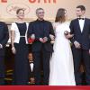 Brahim Chioua, Léa Seydoux, Abdellatif Kechiche, Adèle Exarchopoulos et Jérémie Laheurte à nouveau sur les marches pour la Palme d'or du film La vie d'Adèle au 66e festival du film de Cannes le 25 mai 2013.