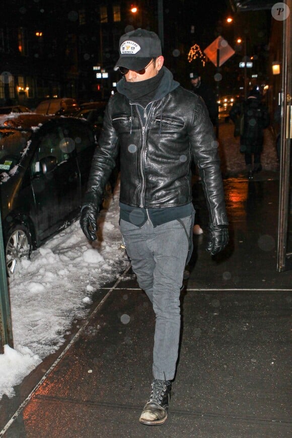 Justin Theroux rendant visite à Mimi O'Donnell, ex-compagne de Philip Seymour Hoffman et mère de leurs trois enfants, à New York le 5 février 2014, après le décès de l'acteur.