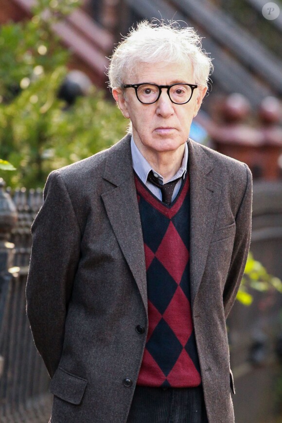 Woody Allen sur le tournage du film Fading Gigolo à New York le 13 novembre 2012