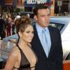 Jennifer Lopez et Ben Affleck à Los Angeles, le 29 juillet 2003.