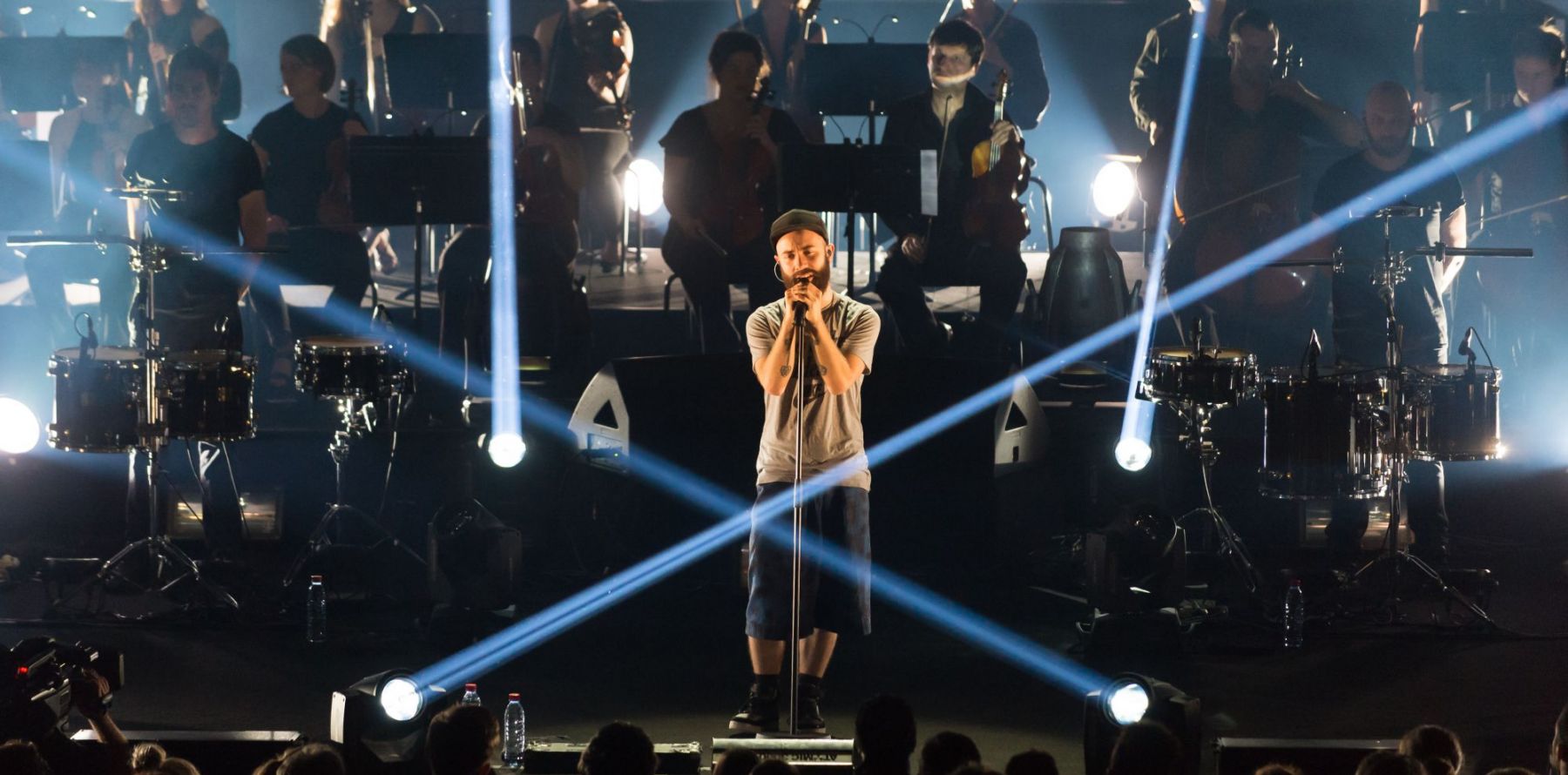 Woodkid Victoire De La Musique Victoires de la Musique 2014 : Woodkid sacré, mais pas dans le bon Zénith -  Purepeople