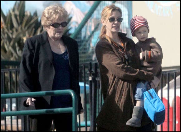 Julia Roberts et sa mère Betty Lou à Los Angeles le 12 janvier 2010.