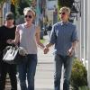 Ellen Degeneres et Portia de Rossi se baladent, main dans la main, le jour de la Saint-Valentin à West Hollywood.