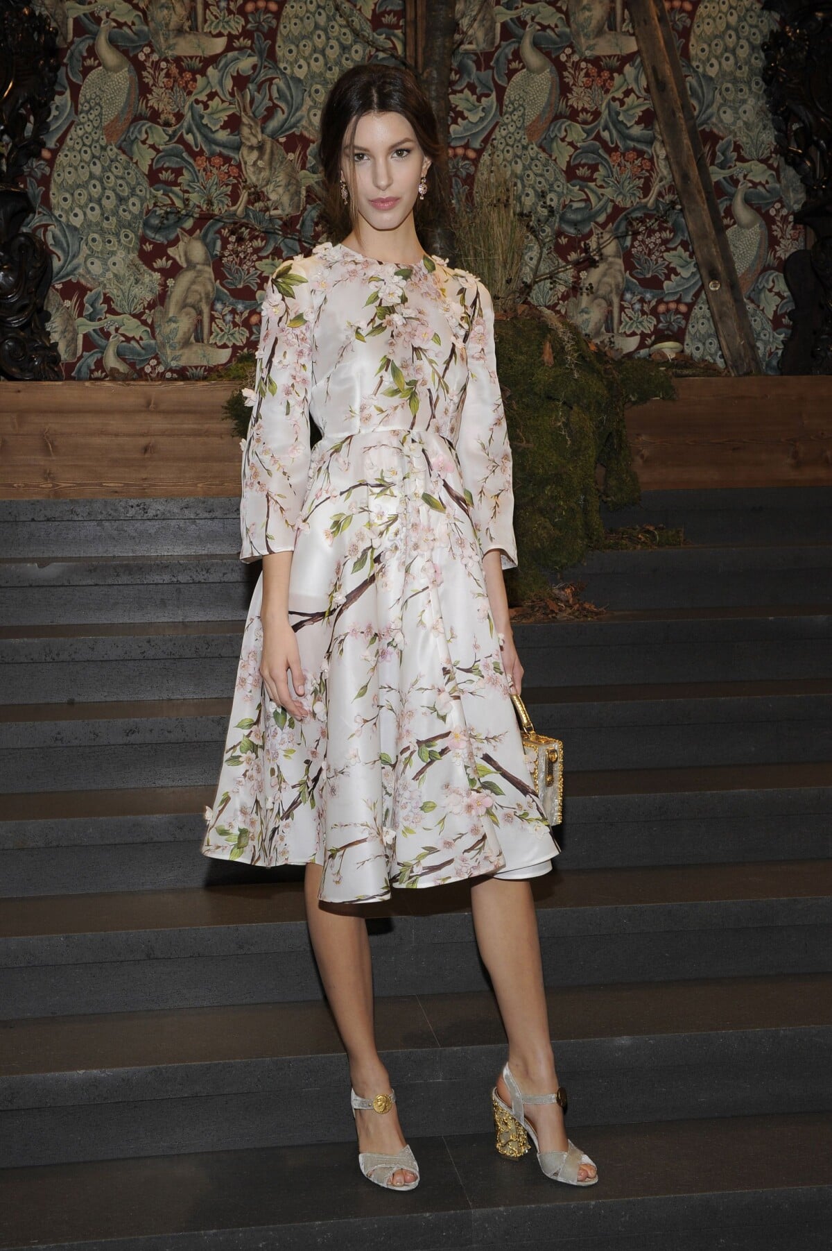 Vidéo Le mannequin Kate King assiste au défilé Dolce & Gabbana
