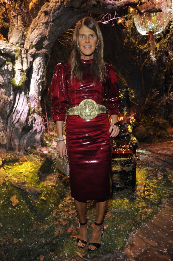 Anna Dello Russo assiste au défilé Dolce & Gabbana automne-hiver 2014-15 à Milan. Le 23 février 2014.