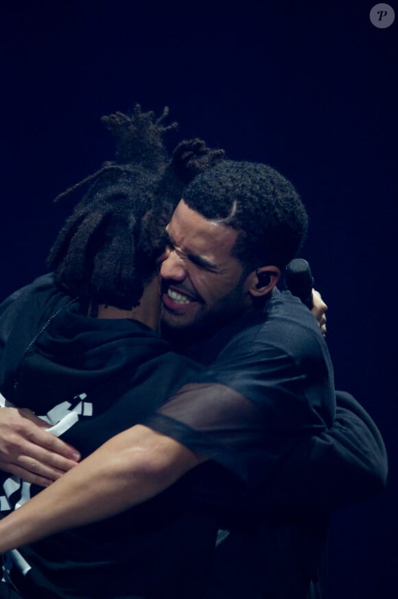 The Weeknd et Drake interprètent Crew Love à Bercy. Paris, le 24 février 2014.