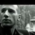 Quentin Elias dans le clip de son single Always the last to say goodbye.