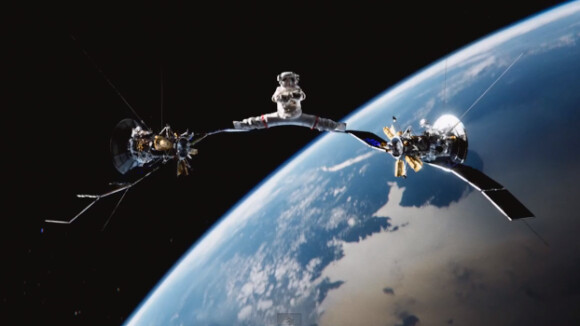 Jean-Claude Van Damme : Grand écart dans l'espace, la star refait Gravity
