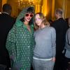 Rihanna félicite Stella McCartney à l'issue de son défilé, dans les coulisses de l'Opéra de Paris. Paris, le 3 mars 2014.