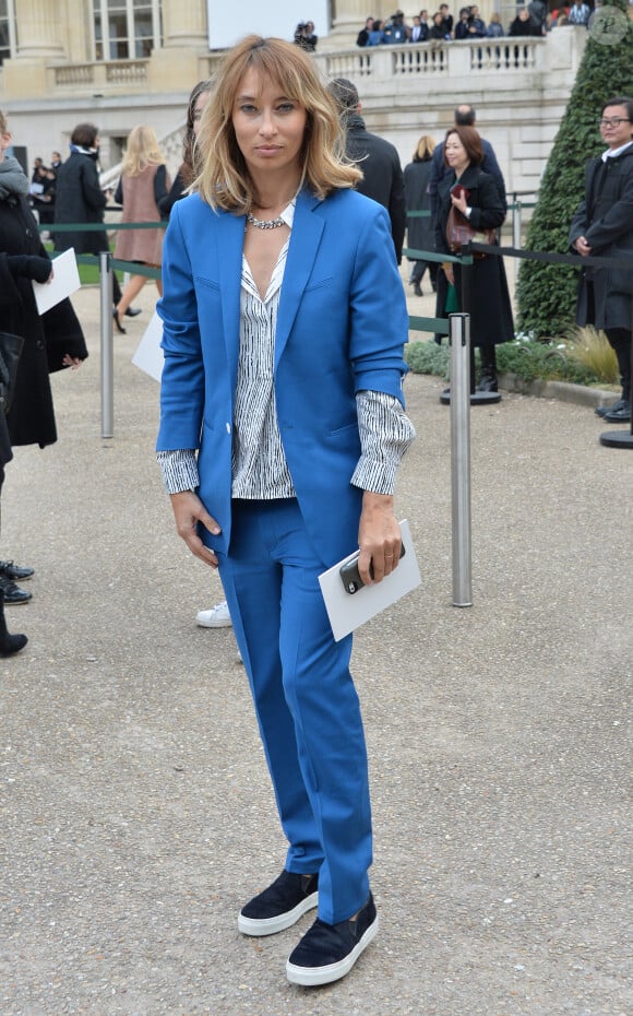 Alexandra Golovanoff arrive au Grand Palais pour assister au défilé Chloé. Paris, le 2 mars 2014.