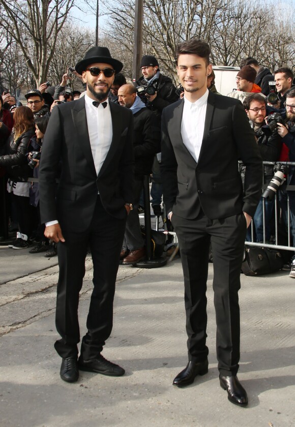 Swizz Beatz et Baptiste Giabiconi arrivent au Grand Palais pour assister au défilé Chanel. Paris, le 4 mars 2014.