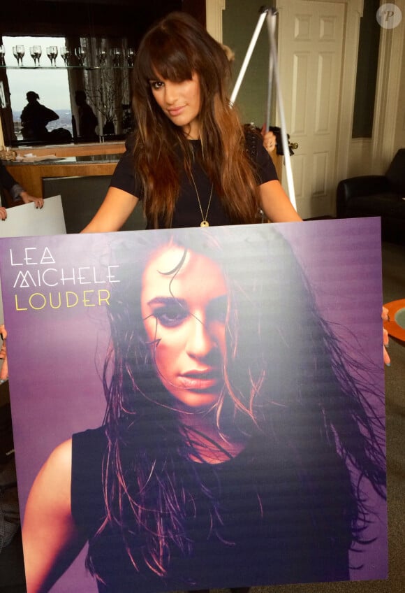 Lea Michele fait la promo de Louder à New York, le 4 mars 2014.