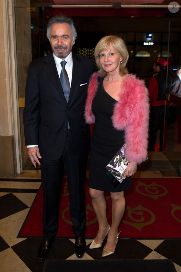 Elisa Servier et son époux lors du gala Enfance Majuscule, salle Gaveau à Paris le 10 mars 2014