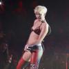 Miley Cyrus en concert lors de sa tournée Bangerz Tour au "Rogers Arena" à Vancouver, le 14 février 2014.