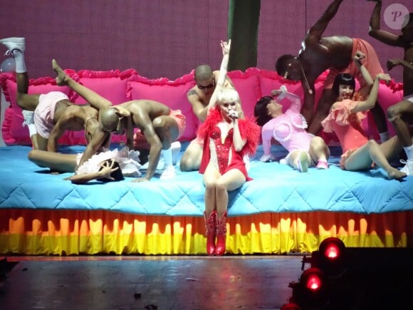Miley Cyrus en concert au "MGM Grand Arena" à Las Vegas, le 1er mars 2014.