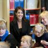 La princesse Marie de Danemark visite, accompagnée de la ministre de l'éducation Christine Antorini, l'école Antvorskov à Slagelse, le 14 mars 2014.