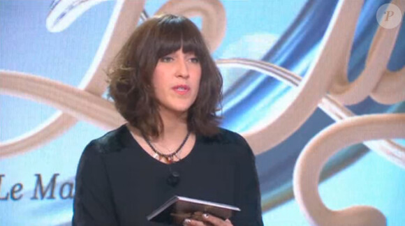 Daphné Bürki présente Le Tube, le samedi 15 mars 2014.