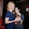 Sandrine Kiberlain (César de la meilleure actrice pour le film 9 mois ferme) et sa fille Suzanne lors du dîner au Fouquet's post-César le 28 février 2014