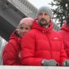 Le prince Haakon et la princesse Mette-Marit de Norvège à Holmenkollen le 9 mars 2014 pour la Coupe du monde de saut à ski.