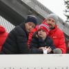Le prince Haakon de Norvège avec son beau-fils Marius et son fils le prince Sverre Magnus à Holmenkollen le 9 mars 2014 pour la Coupe du monde de saut à ski.