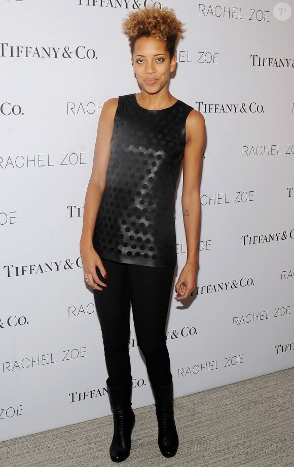 La créatrice Carly Cushnie assiste à la soirée de sortie du livre "Living In Style: Inspiration and Advice for Everyday Glamour" de Rachel Zoe, dans la boutique Tiffany & Co. New York, le 24 mars 2014.