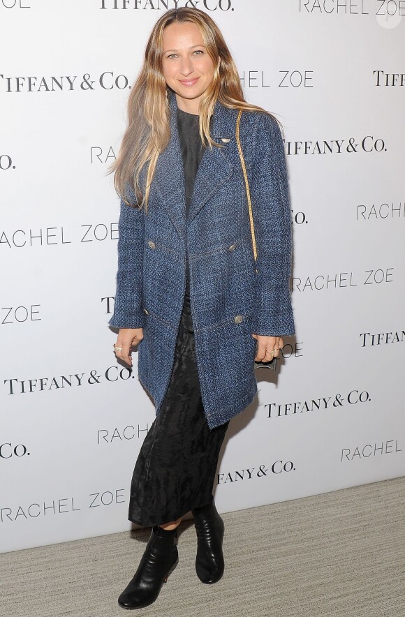 La créatrice de bijoux Jennifer Meyer assiste à la soirée de sortie du livre "Living In Style: Inspiration and Advice for Everyday Glamour" de Rachel Zoe, dans la boutique Tiffany & Co. New York, le 24 mars 2014.