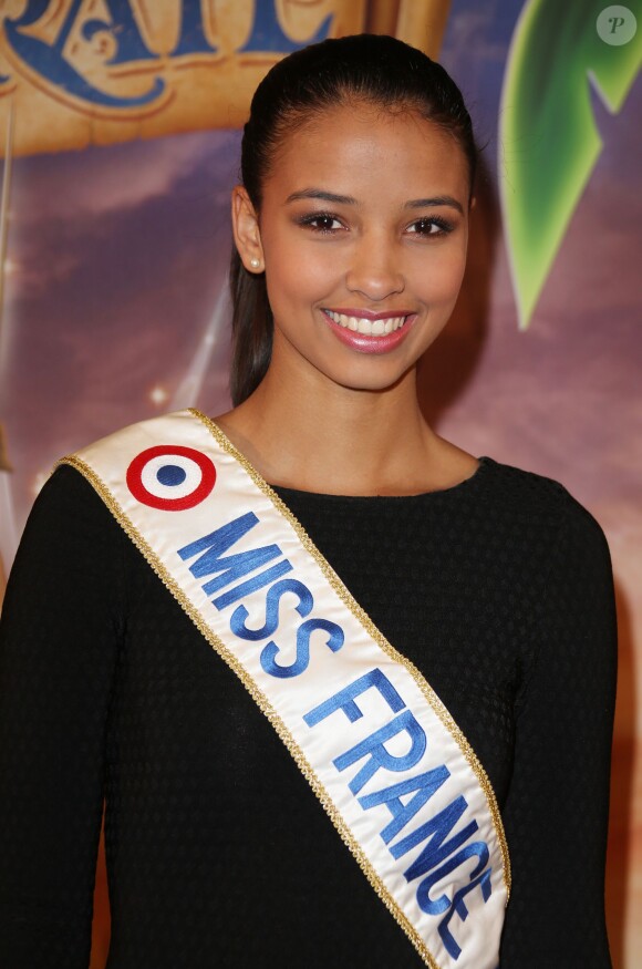 Flora Coquerel (Miss France 2014) - Avant-première du film "Clochette et la Fée Pirate" au Gaumont Marignan sur les Champs-Elysées à Paris, le 25 mars 2014.