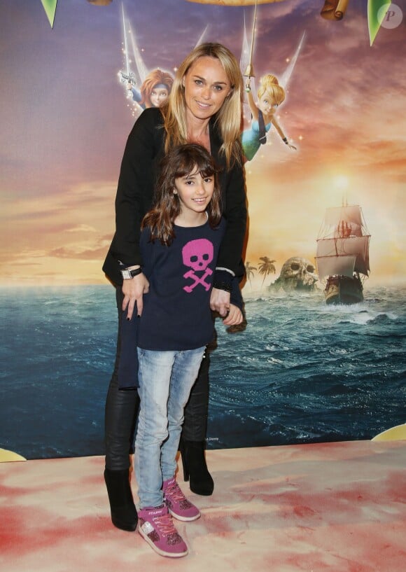 Cécile de Ménibus et sa fille Shayan - Avant-première du film "Clochette et la Fée Pirate" au Gaumont Marignan sur les Champs-Elysées à Paris, le 25 mars 2014.