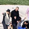 Les jeunes fiancés Ashlee Simpson et Evan Ross lors d'une session plage avec Diana Ross à Malibu, le 28 mars 2014.