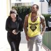 Kelly Brook et son fiancé David McIntosh, amoureux et sportifs, se rendent dans un club de gym. Los Angeles, le 31 mars 2014.