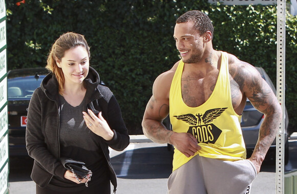 Kelly Brook et David McIntosh se rendent dans leur club de gym. Los Angeles, le 31 mars 2014.