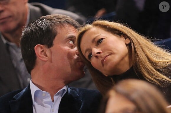 Manuel Valls et sa femme Anne Gravoin assistent à l'Open Masters 1000 de Tennis Paris Bercy le 1er novembre 2013