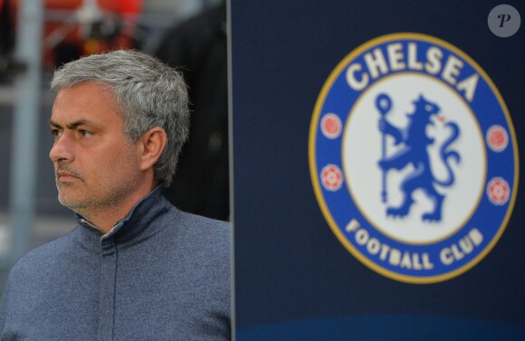 José Mourinho, entraîneur de Chelsea, avant le match entre le Paris Saint-Germain et Chelsea FC, pendant le quart de final aller de la Ligue des Champions, à Paris, le 2 avril 2014