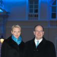 La princesse Charlene de Monaco, accompagnée par son mari le prince Albert, présidait le 2 avril 2014 la cérémonie d'illumination du palais princier, qui s'est couvert de bleu en soutien de la Journée mondiale de sensibilisation à l'autisme et de l'initiative ''Light it up Blue''.