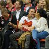 Franck Ribéry et sa femme Wahiba en amoureux lors de la rencontre du Top 16 de l'Euroligue entre le Bayern Munich et le Maccabi Tel Aviv, le 3 avril 2014 à Munich.