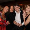 La princesse Hermine de Clermont-Tonnerre, Tex et sa femme Béatrice et Grace de Capitani lors du dîner d'ouverture du restaurant "Penati al Baretto" à l'Hôtel de Vigny. Paris, le 2 avril 2014.