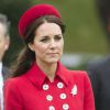 Kate Middleton, en manteau Catherine Walker et calot Gina Foster le 7 avril 2014 à la Maison du gouvernement de Wellington, au premier jour de sa visite officielle en Nouvelle-Zélande.