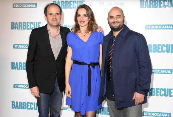 Lionel Abelanski, Valérie Crouzet et Jérôme Commandeur lors de l'avant-première du film "Barbecue" au cinéma Gaumont Opéra à Paris, le 7 avril 2014.