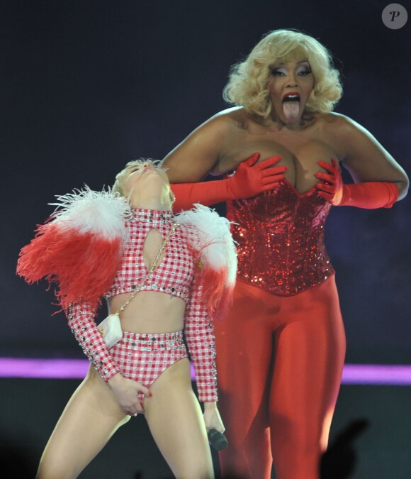 Miley Cyrus en concert au Izod Center à East Rutherford, le 3 avril 2014.