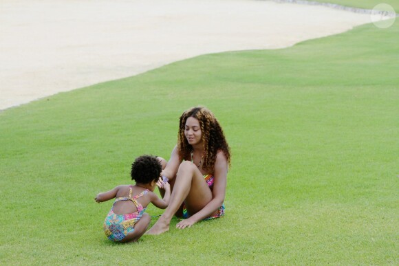 Beyoncé et Blue Ivy, complices en vacances 