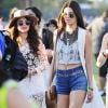 Selena Gomez et Kendall Jenner lors du 1er jour du Festival de Coachella à Indio, le 11 avril 2014.