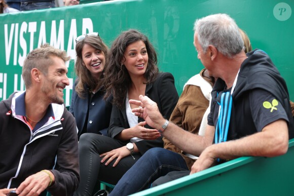 Noura, la petite-amie de Jo-Wilfried Tsonga, le regarde jouer lors du Monte-Carlo Rolex Masters de Tennis à Monte-Carlo à Monaco, le 18 avril 2014.